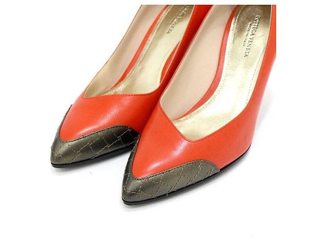 Bottega Veneta Décolleté bicolore in pelle da donna Rosso - vista 5