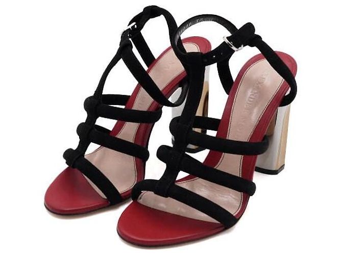 Alexander Mcqueen Sandali con tacco da donna in scamosciato nero e argento - vista 3