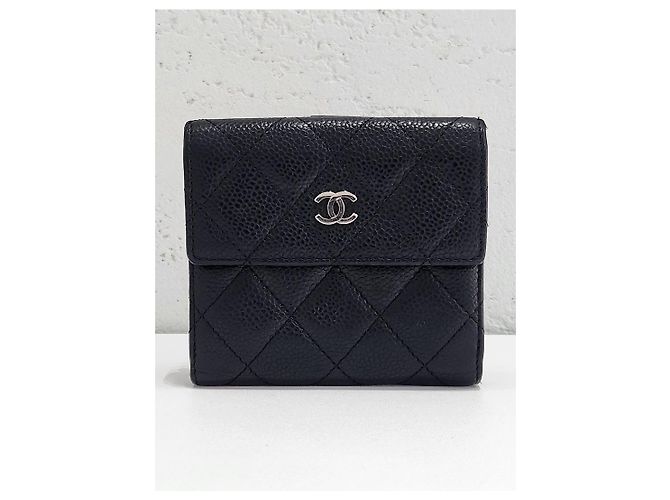 Chanel Classic Caviar Silver Hardware Wallet Silvery - view 3