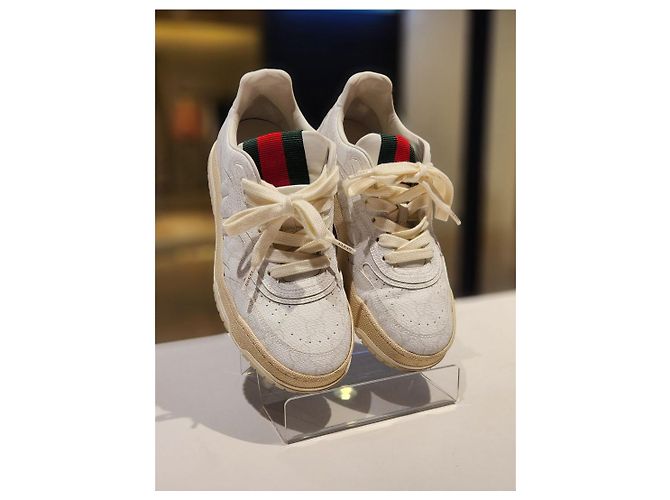 Gucci Weiße Canvas-Sneaker für Damen Größe Mehrfarben - Ansicht 3