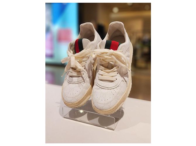Gucci Weiße Canvas-Sneaker für Damen Größe Mehrfarben - Ansicht 4