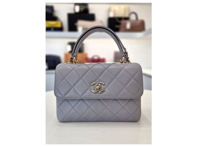 Chanel Borsa a Spalla Trendy CC Small Gold Chain Grigio Chiaro Marrone - vista 3