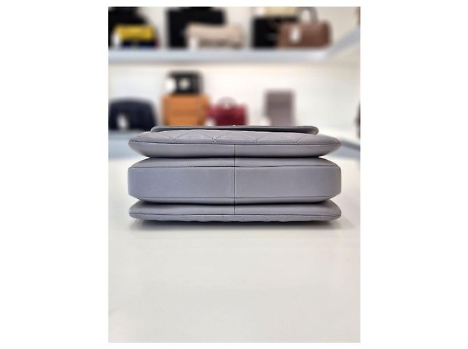Chanel Borsa a Spalla Trendy CC Small Gold Chain Grigio Chiaro Marrone - vista 7