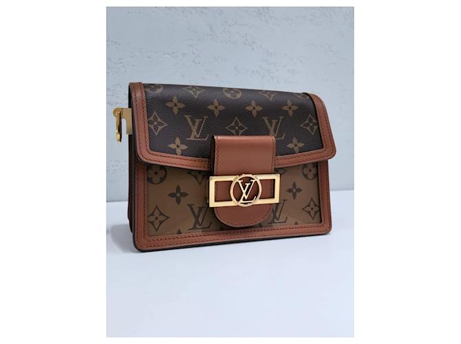 Louis Vuitton Mini borsa a tracolla Dauphine Monogram Argento - vista 4