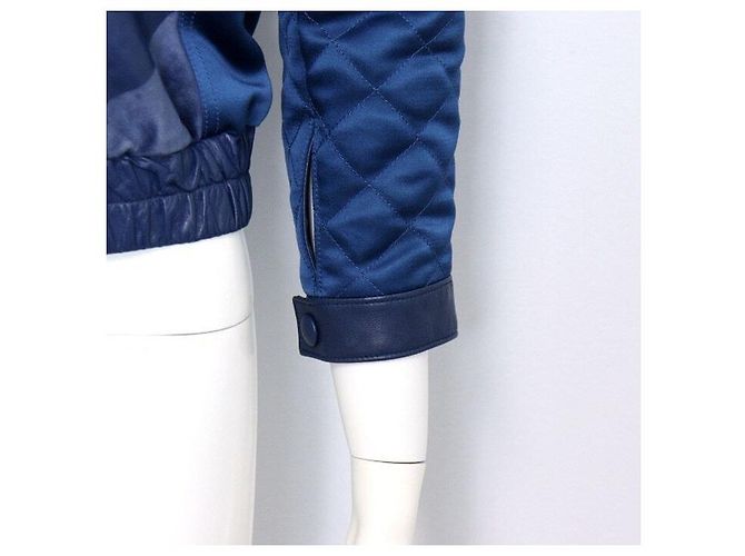 Louis Vuitton Jaqueta acolchoada bimaterial estampada para mulher - vista 3