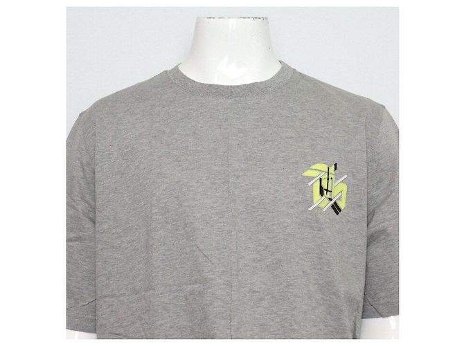 Hermès Graues Baumwoll-T-Shirt für Herren mit Mini-Lederpatch Braun - Ansicht 2