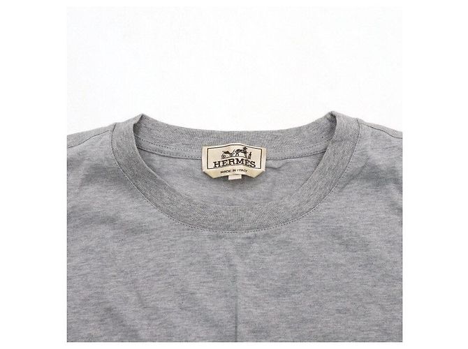 Hermès Graues Baumwoll-T-Shirt für Herren mit Mini-Lederpatch Braun - Ansicht 5
