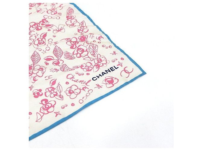 Chanel Lenço de seda Camellia Multi Printing - vista 2