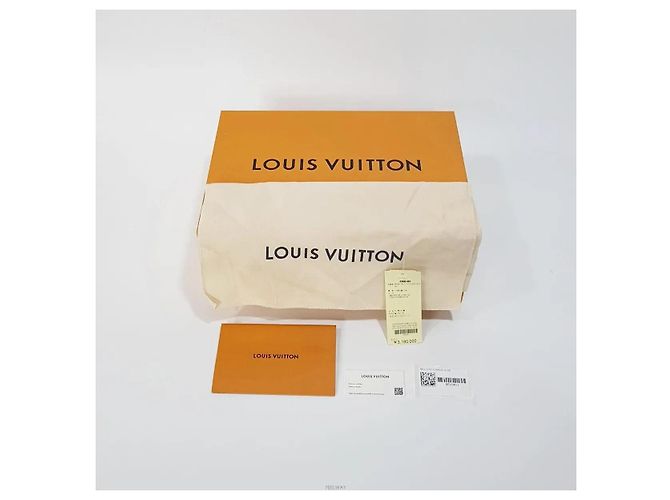Louis Vuitton Borsa a tracolla multi pochette New Wave Black Nero - vista 8