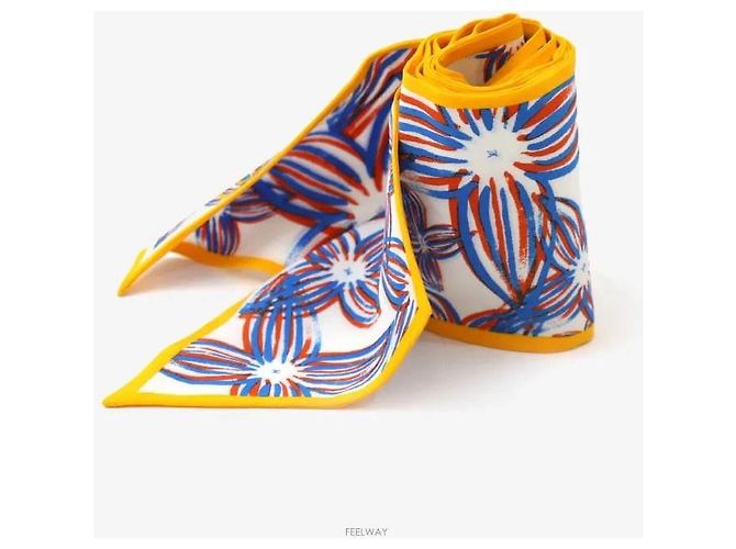Louis Vuitton Sciarpa Twilly Rain Giant Bandau Blu Giallo - vista 3