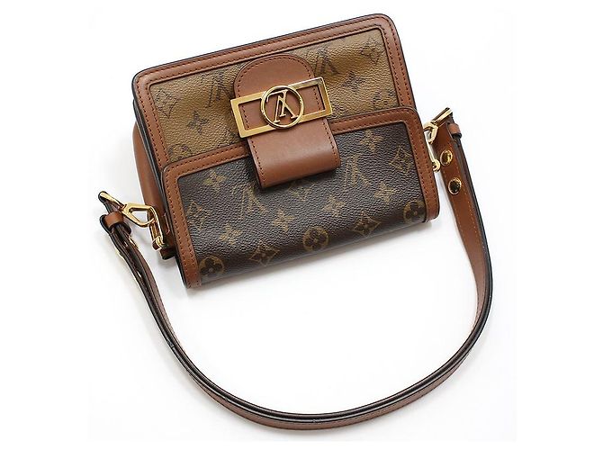 Louis Vuitton Mini borsa a tracolla Dauphine Marrone - vista 3