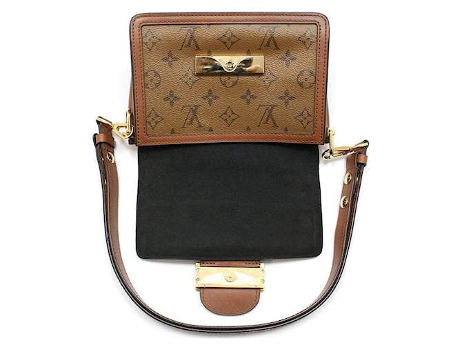 Louis Vuitton Mini borsa a tracolla Dauphine Marrone - vista 6
