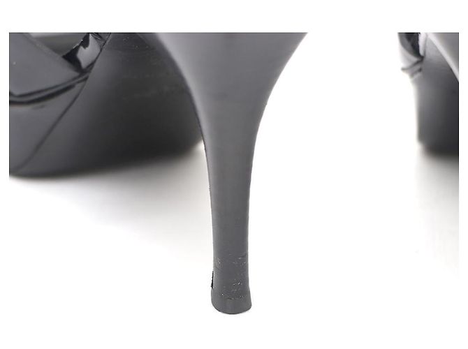 Saint Laurent Sandali con plateau e cinturino in vernice Nero - vista 8