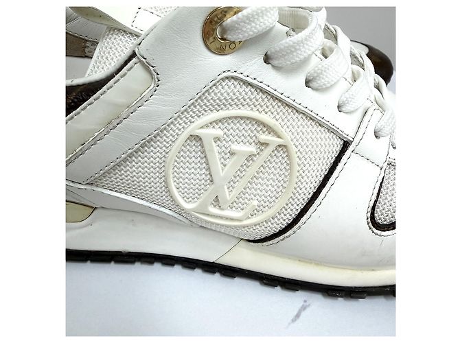 Louis Vuitton Sneakers Runaway Bianco - vista 10