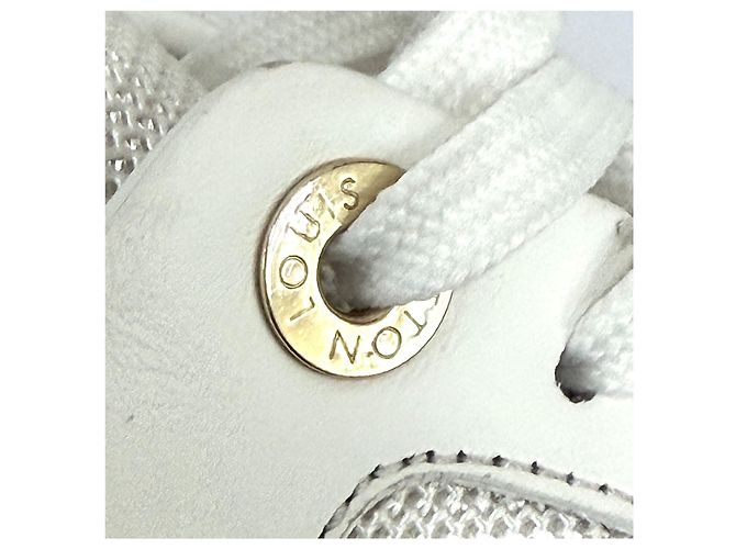 Louis Vuitton Sneakers Runaway Bianco - vista 13