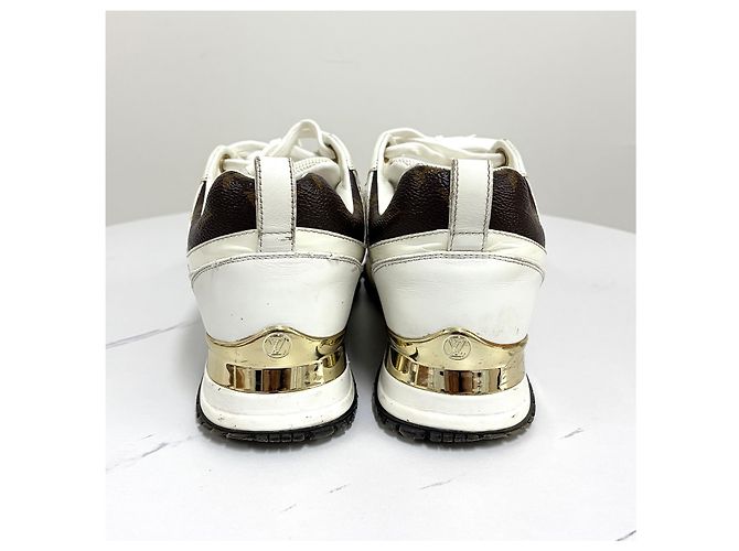 Louis Vuitton Sneakers Runaway Bianco - vista 8