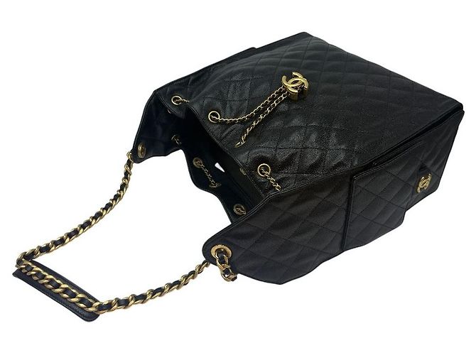 Chanel Borsa a tracolla media in caviar nero - vista 6