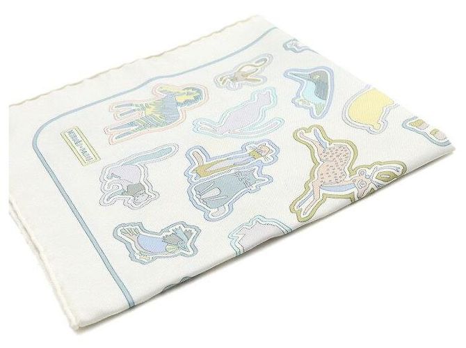 Hermès Dettaglio Caratteristico Sciarpa in Twill di Seta Quadrata GAVROCHE Bianco - vista 4