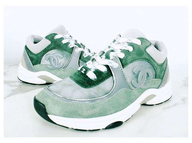 Chanel Baskets Cruise en daim vert - vue 8