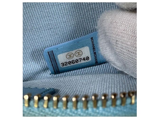 Chanel Portafoglio porta monete e carte con zip CC Logo in Caviar Crystal Blu - vista 12