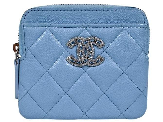 Chanel Portafoglio porta monete e carte con zip CC Logo in Caviar Crystal Blu - vista 2