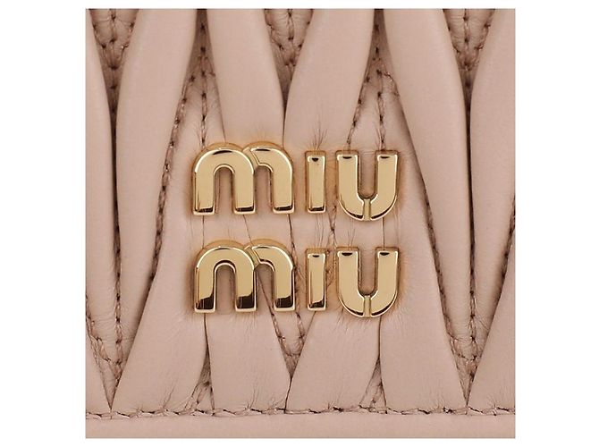 Miu Miu Kleiner Matelassé-Nappa-Ledergeldbörse Pink - Ansicht 9