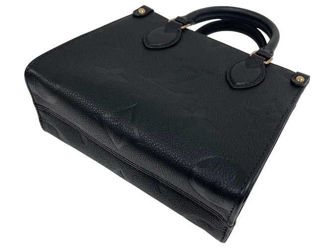 Louis Vuitton Borsa Tote Monogram Empreinte OnTheGo BB Nero - vista 5