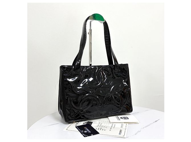 Chanel Borsa a tracolla in vernice con triplo logo CC Nera Nero - vista 17