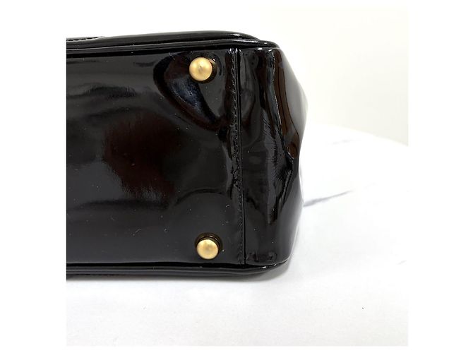Chanel Borsa a tracolla in vernice con triplo logo CC Nera Nero - vista 26