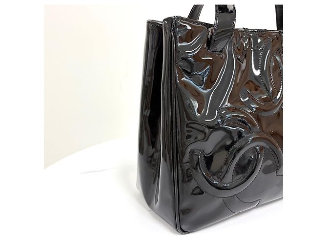 Chanel Borsa a tracolla in vernice con triplo logo CC Nera Nero - vista 8