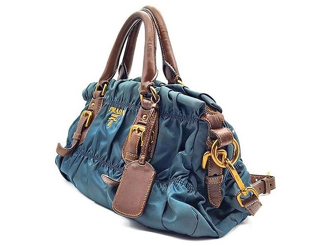 Prada Tote Bag e Shoulder Bag in Tessuto Gaufre Blu - vista 2
