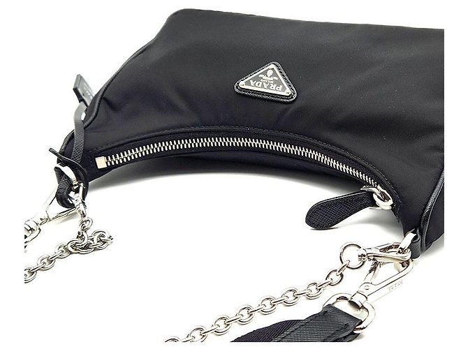 Prada Borsa Hobo Re-edition con tracolla a catena in nylon Nero - vista 6