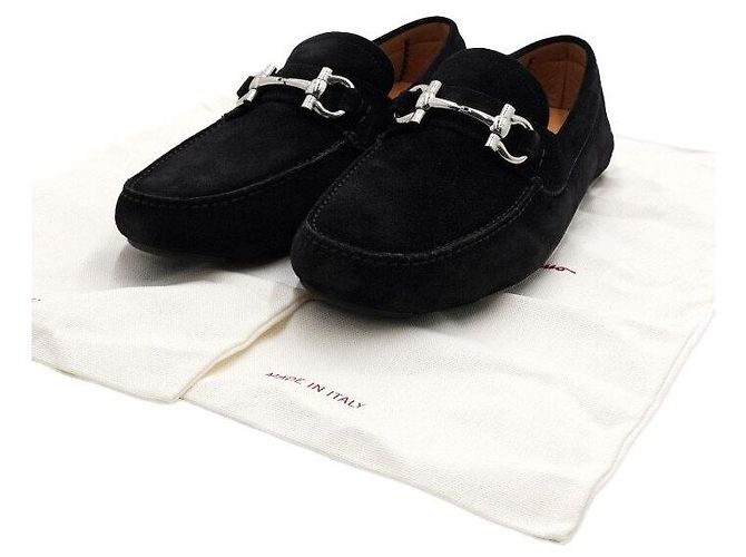 Salvatore Ferragamo Mocassins de conduite pour hommes en daim noir - vue 8