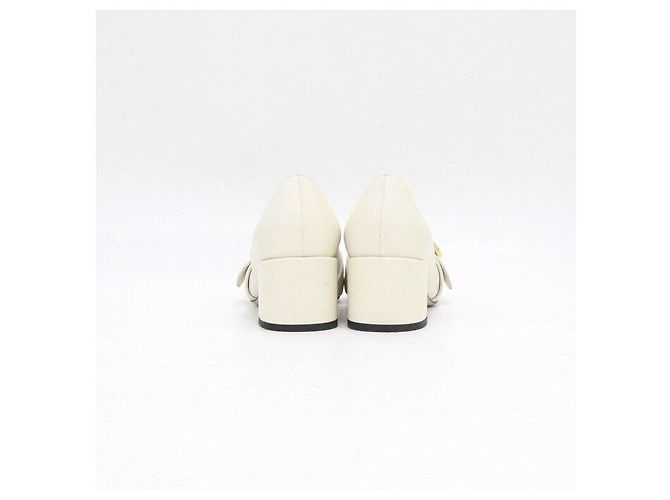 Gucci Décolleté in pelle bianca con dettaglio interlocking dorato da donna Bianco - vista 5