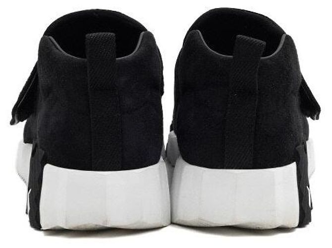 Hermès Sneakers Noire da donna in scamosciato nero con velcro - vista 6