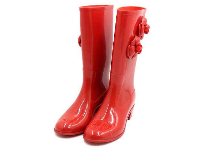 Chanel Stivali da pioggia da donna con logo CC Camelia rossa Rosso - vista 3