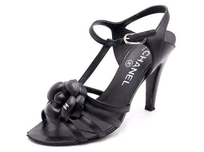 Chanel Scarpe con cinturino da donna in pelle nera con camelia CC Nero - vista 2