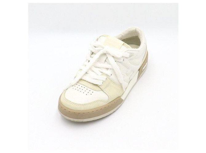 Fendi Sneaker basse in scamosciato bianco da donna - vista 2