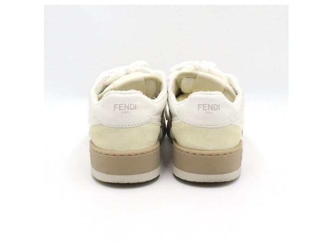 Fendi Sneaker basse in scamosciato bianco da donna - vista 6