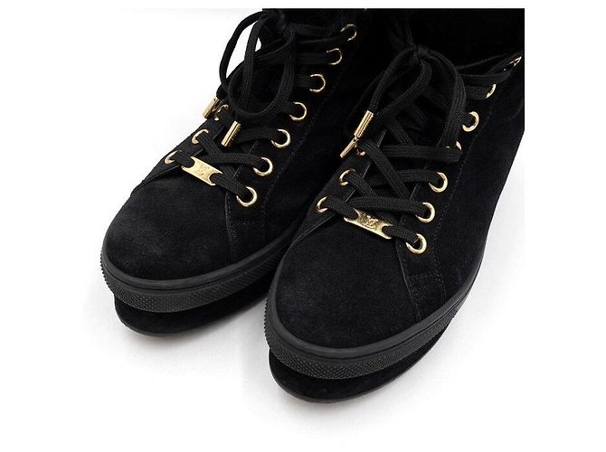 Louis Vuitton Sneakers da donna in scamosciato nero e pelliccia di coniglio - vista 5