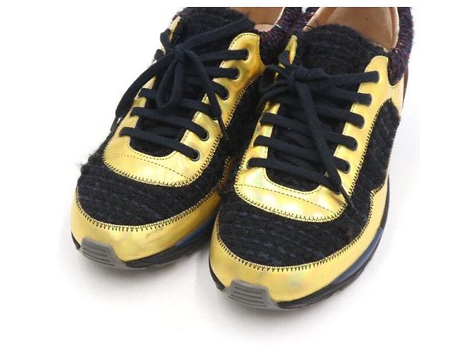 Chanel Sneaker in Tweed Oro Metallizzato da Donna Nero - vista 5