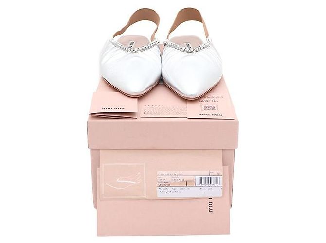 Miu Miu Slingback-Flachschuhe mit kubischem Silberband - Ansicht 8
