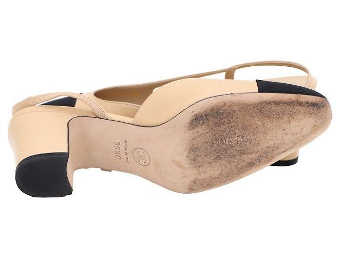 Chanel Décolleté bicolore con tacco logo CC e slingback Marrone - vista 5
