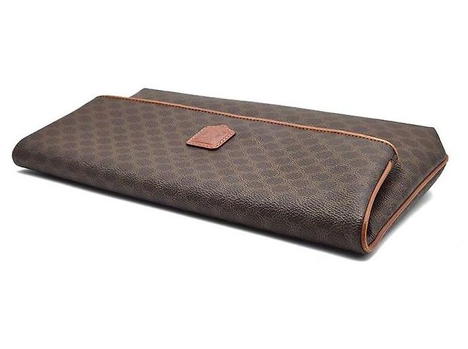 Céline Clutch Macadam Blason Castaño - vista 4