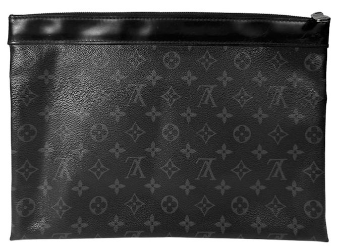 Louis Vuitton Pochette Monogram Eclipse Apollo Clutch Bag Negro - vista 5