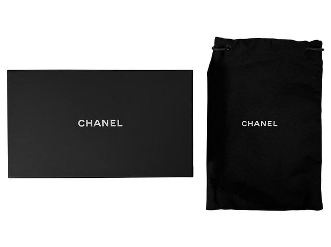 Chanel Mini Classic Pouch aus Kalbsleder Rot Gold - Ansicht 14
