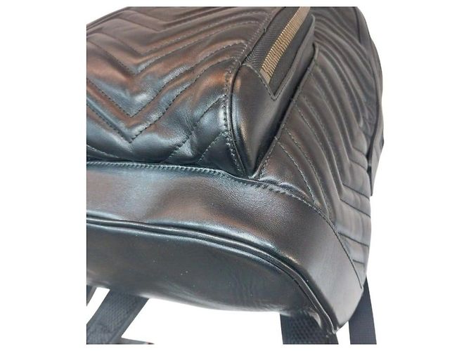 Gucci Zaino Black Quilted Chevron GG Marmont Nero - vista 3