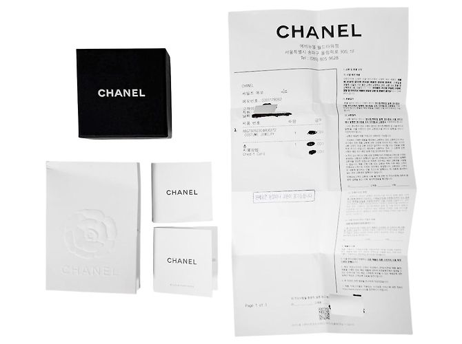 Chanel Orecchini a forma di fiore di camelia in oro D'oro - vista 10