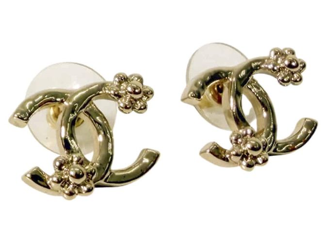 Chanel Orecchini a forma di fiore di camelia in oro D'oro - vista 5
