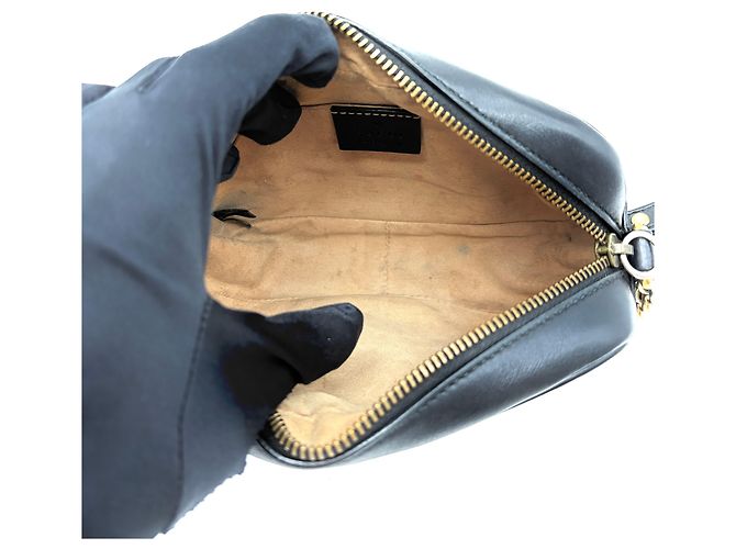 Gucci GG Matelassé Camera Bag Crossbody Schwarz - Ansicht 15